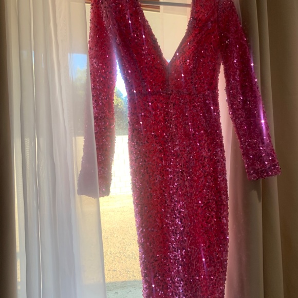 Pink sequined dress - Picture 6 of 6
